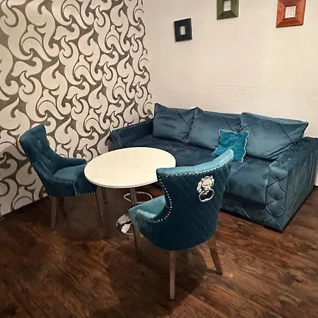 Viol Apartment